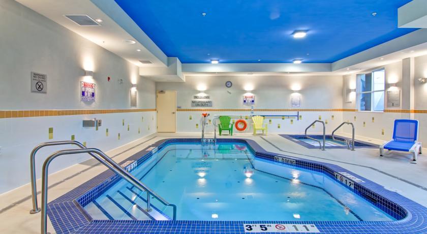 Fairfield Inn & Suites By Marriott Kamloops Extérieur photo