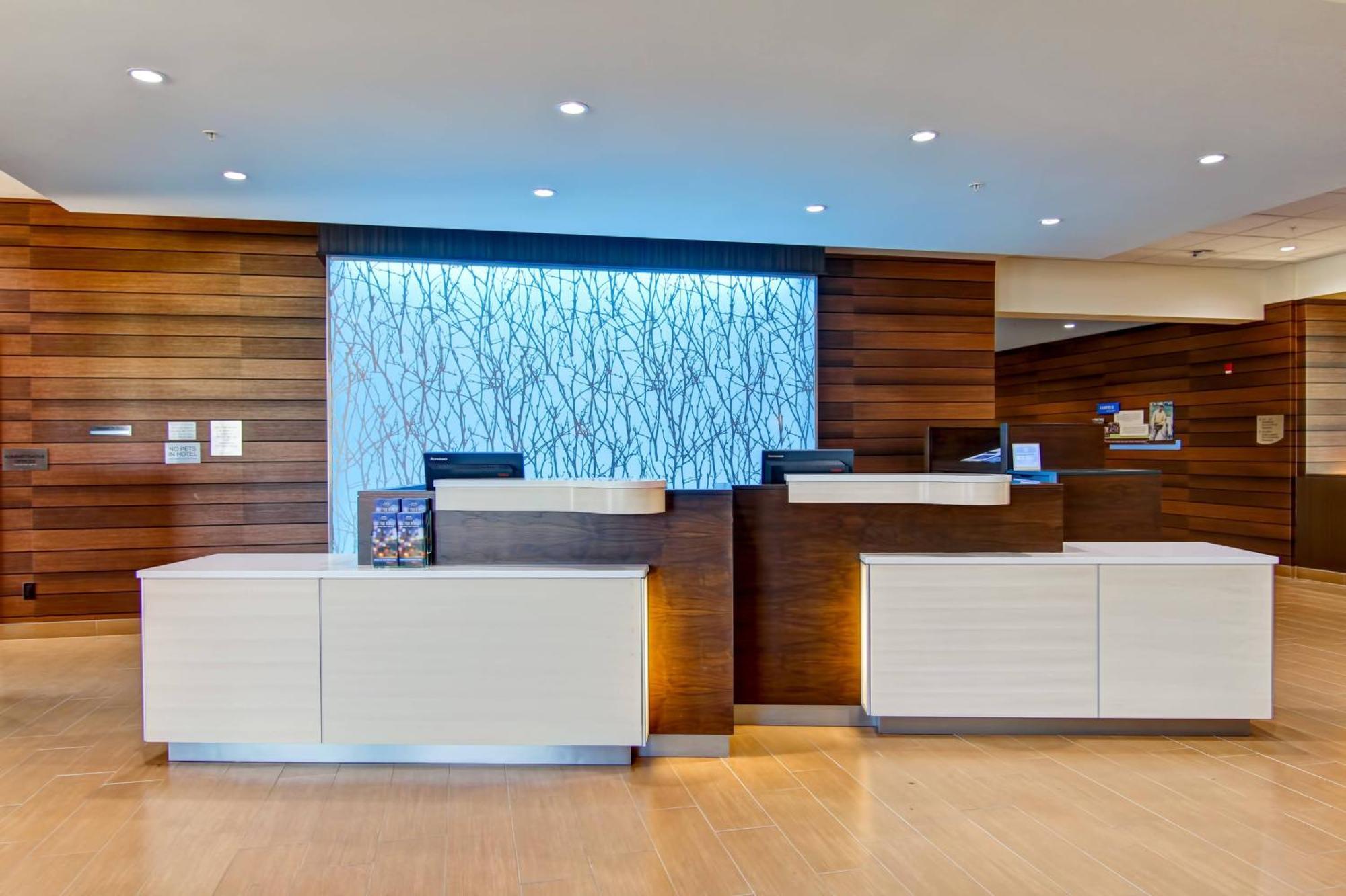 Fairfield Inn & Suites By Marriott Kamloops Extérieur photo