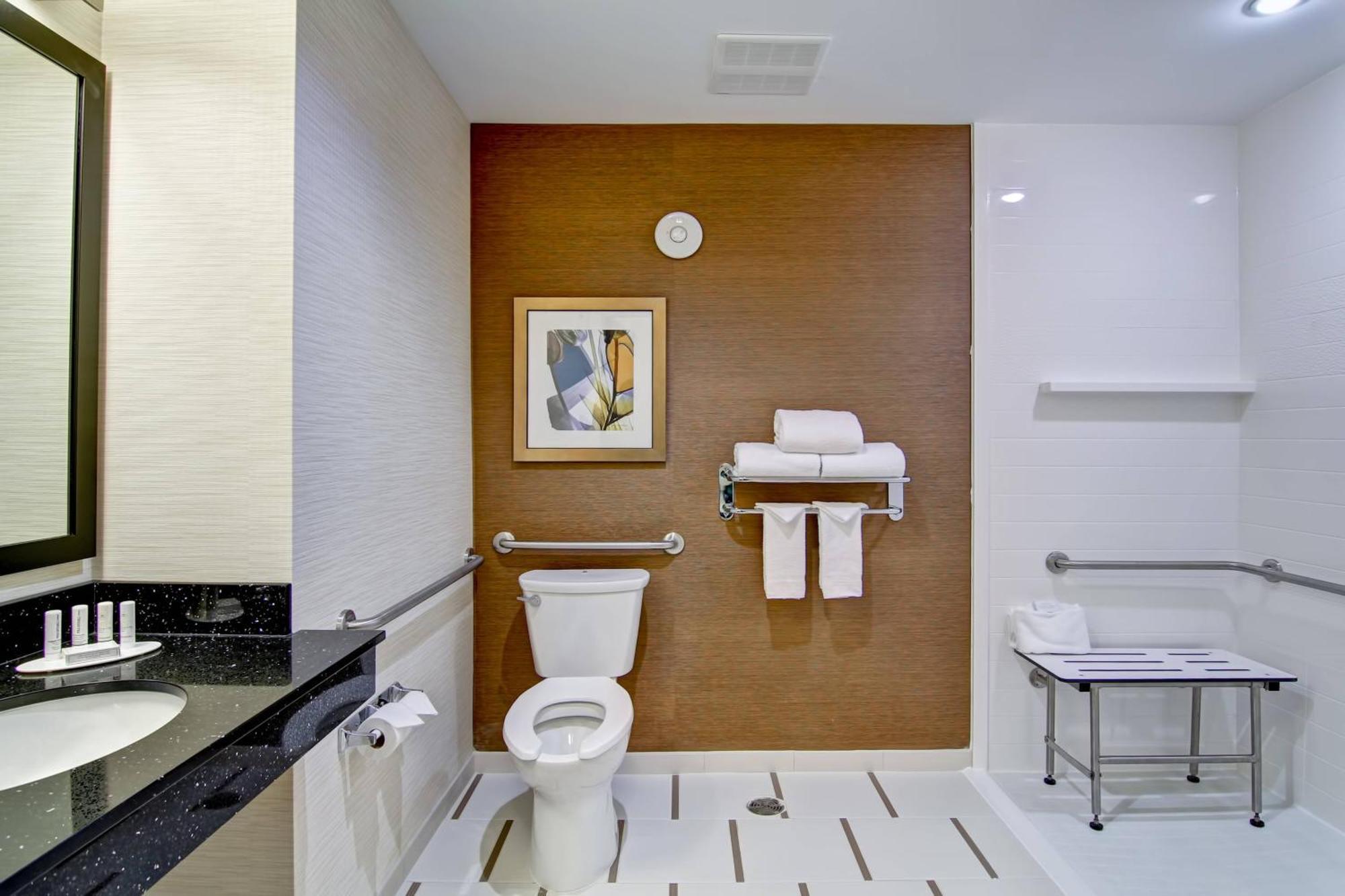 Fairfield Inn & Suites By Marriott Kamloops Extérieur photo